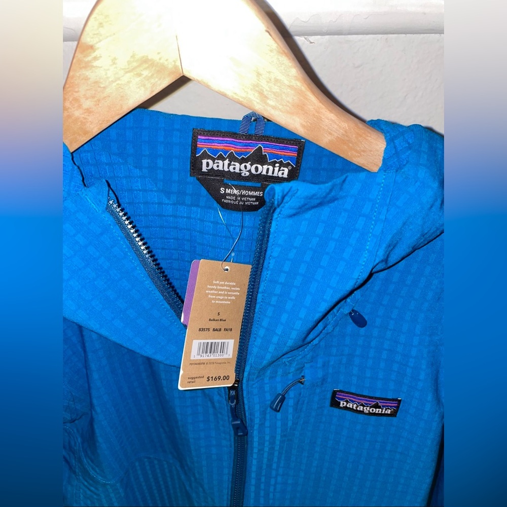 NWT Mens Patagonia Sz S R1 TechFace Fleece Hoodie